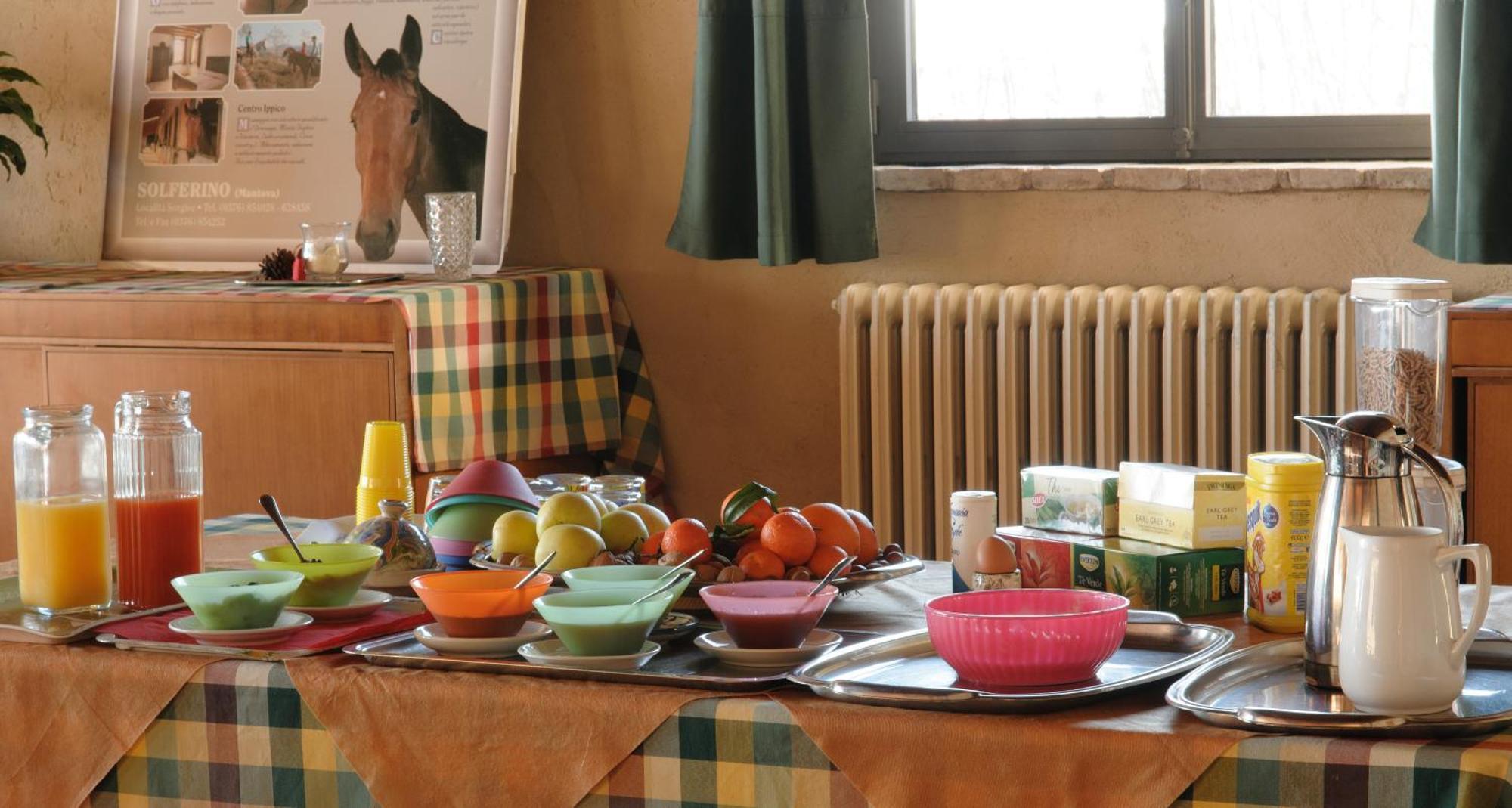 Tenuta Le Sorgive Agriturismo Сольферино Экстерьер фото